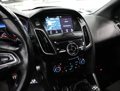 2017 Ford Focus RS   - Photo 40 - Addison, IL 60101