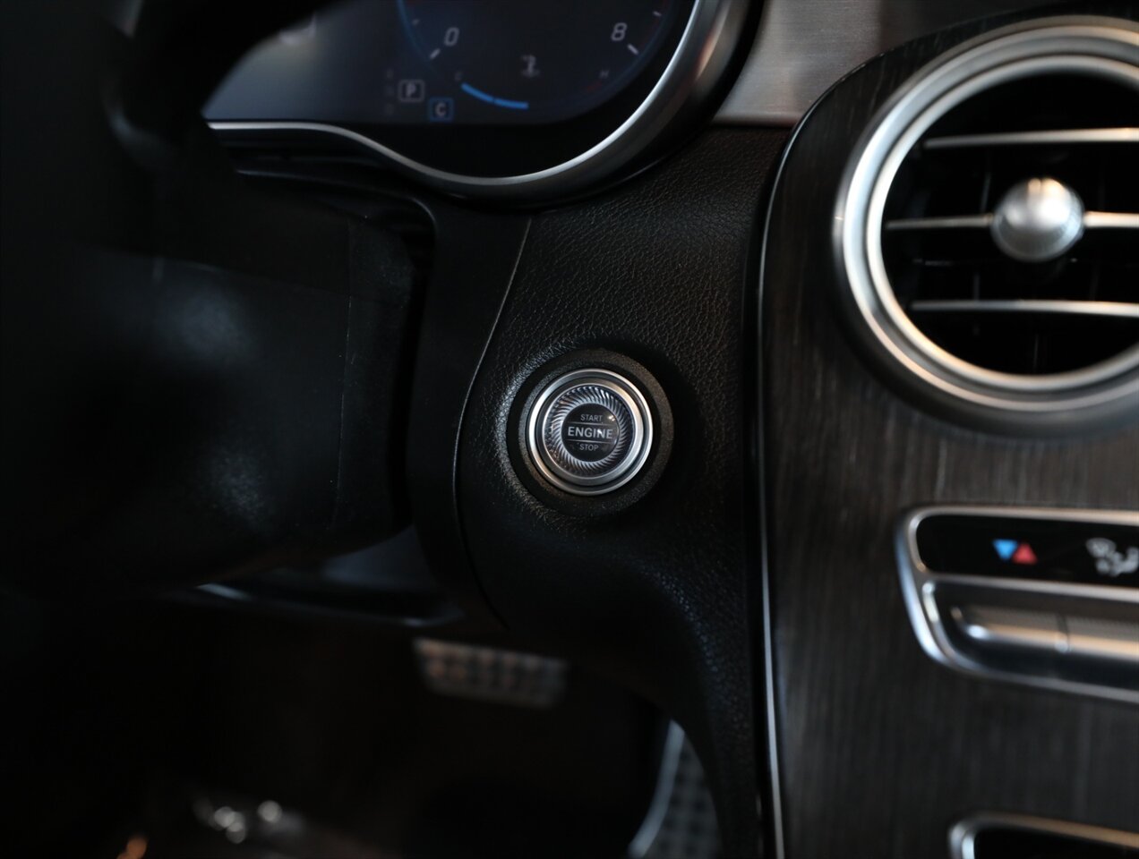 2020 Mercedes-Benz C 300 - Photo 31 - Addison, IL 60101