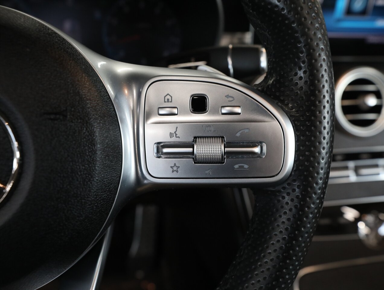 2020 Mercedes-Benz C 300 - Photo 33 - Addison, IL 60101