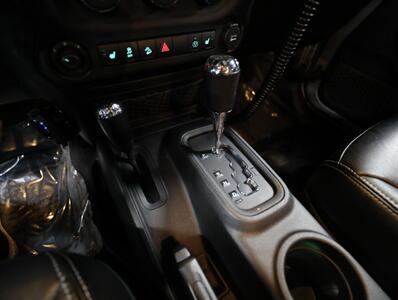 2016 Jeep Wrangler Unlimited Rubicon Hard Rock 4X4   - Photo 38 - Addison, IL 60101