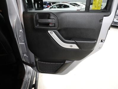 2016 Jeep Wrangler Unlimited Rubicon Hard Rock 4X4   - Photo 23 - Addison, IL 60101