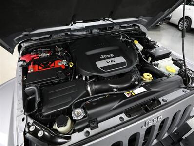 2016 Jeep Wrangler Unlimited Rubicon Hard Rock 4X4   - Photo 56 - Addison, IL 60101