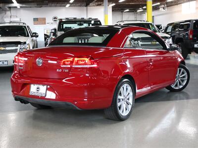 2012 Volkswagen Eos Komfort SULEV   - Photo 41 - Addison, IL 60101