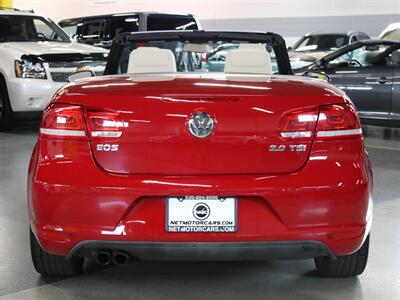 2012 Volkswagen Eos Komfort SULEV   - Photo 10 - Addison, IL 60101