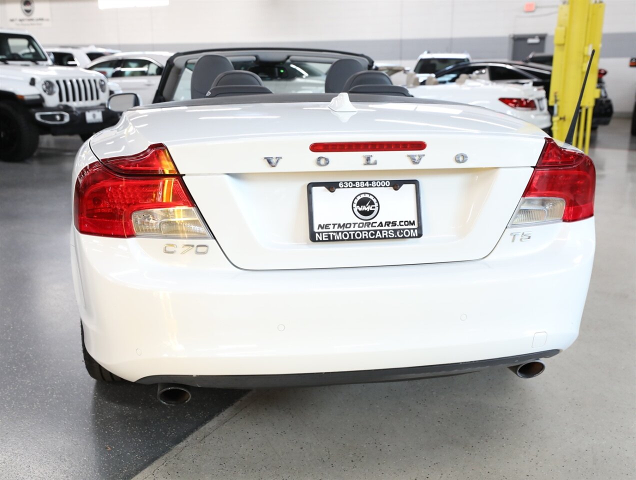 2013 Volvo C70 T5 Premier Plus - Photo 10 - Addison, IL 60101