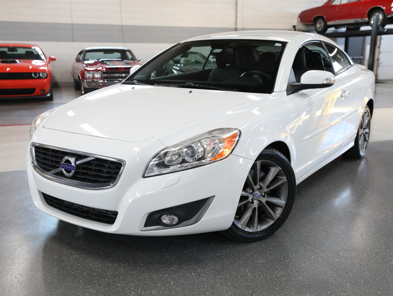 2013 Volvo C70 T5 Premier Plus - Photo 35 - Addison, IL 60101