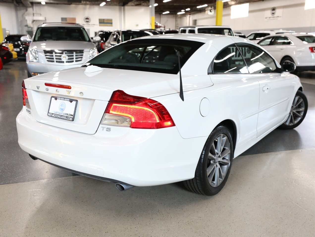 2013 Volvo C70 T5 Premier Plus - Photo 36 - Addison, IL 60101