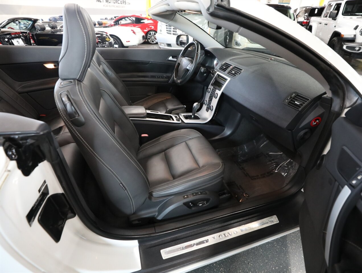 2013 Volvo C70 T5 Premier Plus - Photo 19 - Addison, IL 60101