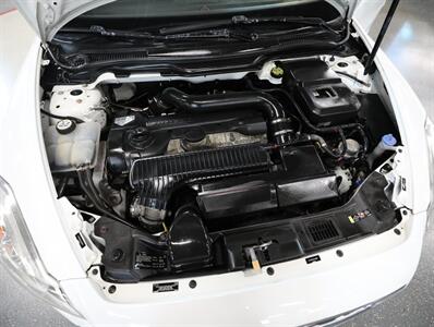 2013 Volvo C70 T5 Premier Plus - Photo 41 - Addison, IL 60101
