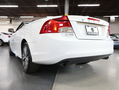 2013 Volvo C70 T5 Premier Plus - Photo 13 - Addison, IL 60101