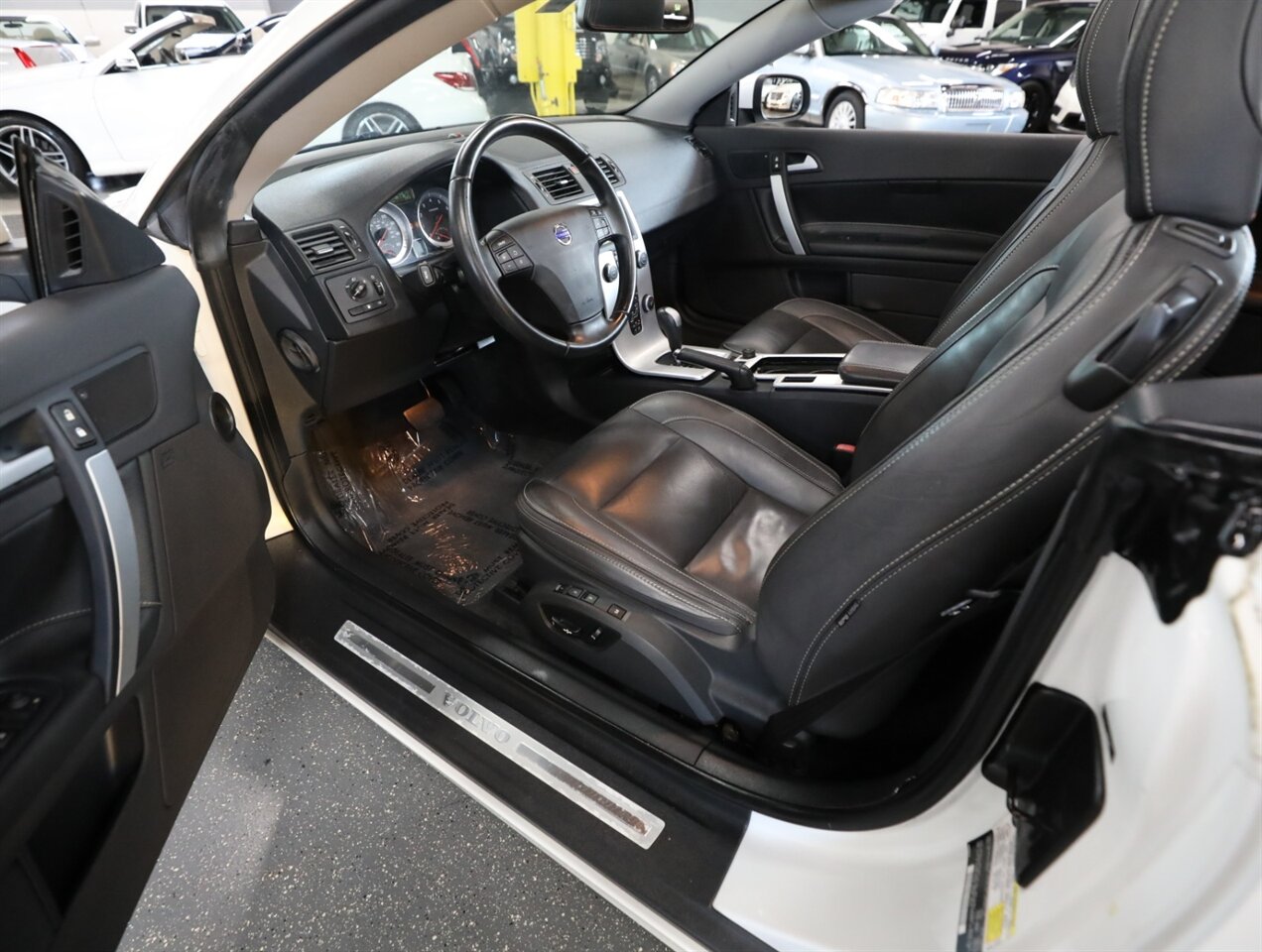 2013 Volvo C70 T5 Premier Plus - Photo 26 - Addison, IL 60101