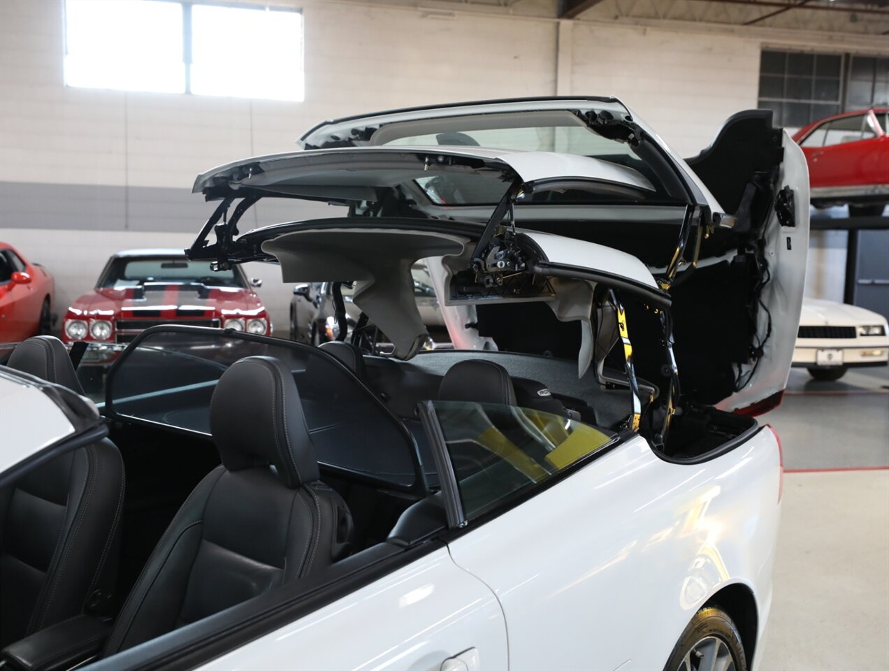2013 Volvo C70 T5 Premier Plus - Photo 39 - Addison, IL 60101