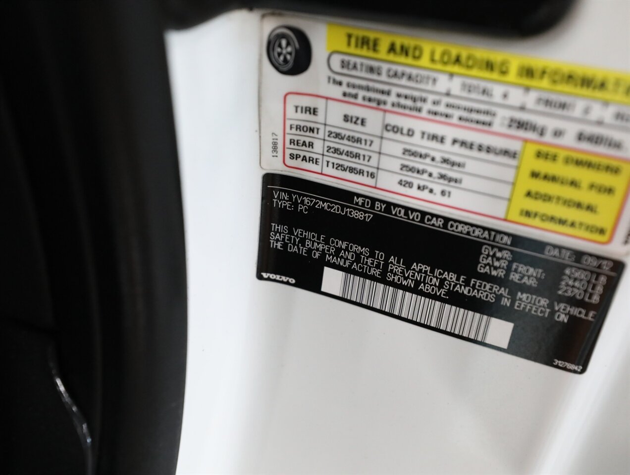 2013 Volvo C70 T5 Premier Plus - Photo 34 - Addison, IL 60101