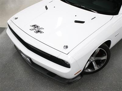 2014 Dodge Challenger R/T 100th Anniversary   - Photo 3 - Addison, IL 60101