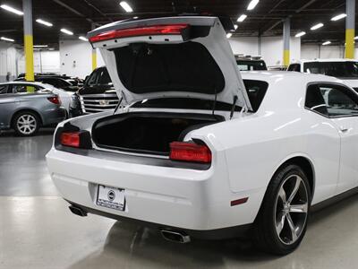 2014 Dodge Challenger R/T 100th Anniversary   - Photo 23 - Addison, IL 60101