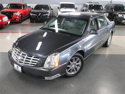 2010 Cadillac DTS Luxury Collection   - Photo 2 - Addison, IL 60101