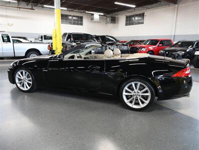 2010 Jaguar XK XKR   - Photo 17 - Addison, IL 60101