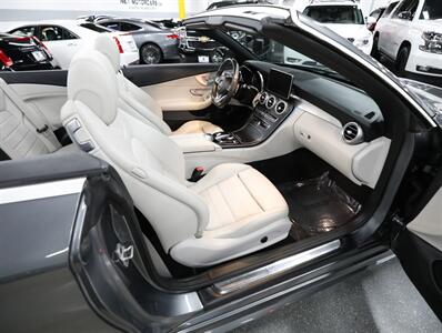 2017 Mercedes-Benz C 300 4MATIC Convertible   - Photo 18 - Addison, IL 60101
