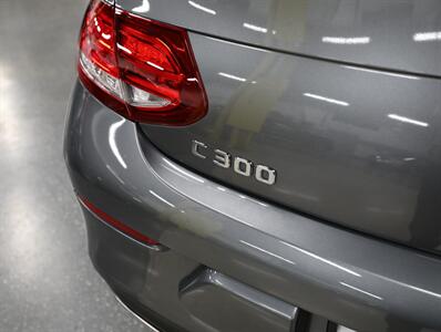 2017 Mercedes-Benz C 300 4MATIC Convertible   - Photo 11 - Addison, IL 60101