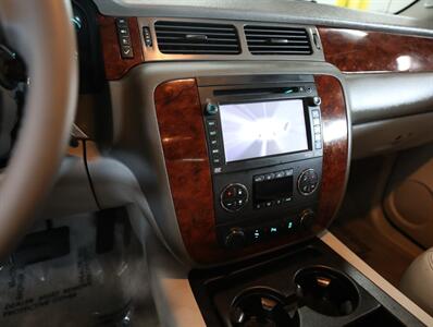 2013 Chevrolet Avalanche LT Black Diamond 4X4 - Photo 35 - Addison, IL 60101