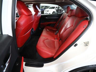 2020 Toyota Camry XSE AWD   - Photo 26 - Addison, IL 60101