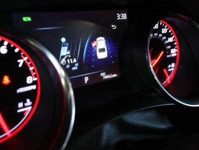 2020 Toyota Camry XSE AWD   - Photo 43 - Addison, IL 60101