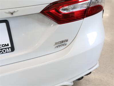 2020 Toyota Camry XSE AWD   - Photo 11 - Addison, IL 60101