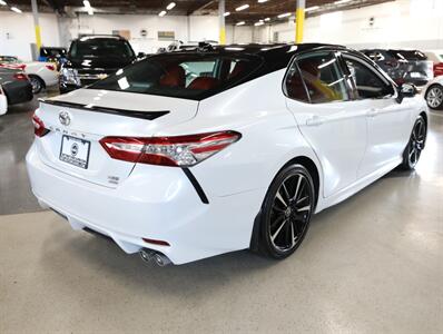 2020 Toyota Camry XSE AWD   - Photo 9 - Addison, IL 60101