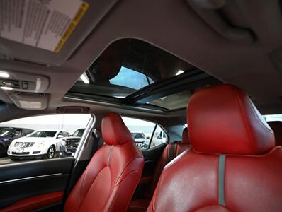 2020 Toyota Camry XSE AWD   - Photo 32 - Addison, IL 60101