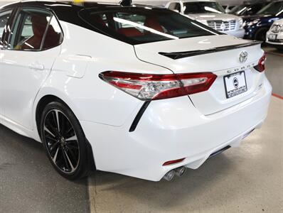 2020 Toyota Camry XSE AWD   - Photo 13 - Addison, IL 60101