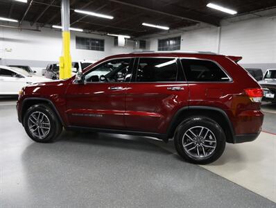 2019 Jeep Grand Cherokee Limited 4X4   - Photo 16 - Addison, IL 60101