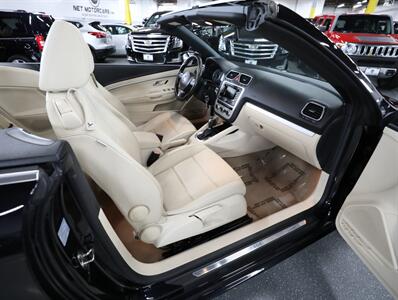 2014 Volkswagen Eos Komfort Convertible   - Photo 20 - Addison, IL 60101