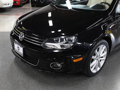 2014 Volkswagen Eos Komfort Convertible   - Photo 4 - Addison, IL 60101