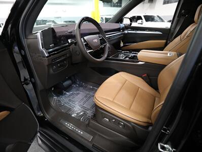 2025 Cadillac Escalade Premium Luxury   - Photo 35 - Addison, IL 60101