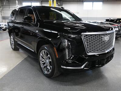 2025 Cadillac Escalade Premium Luxury   - Photo 8 - Addison, IL 60101