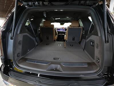 2025 Cadillac Escalade Premium Luxury   - Photo 25 - Addison, IL 60101