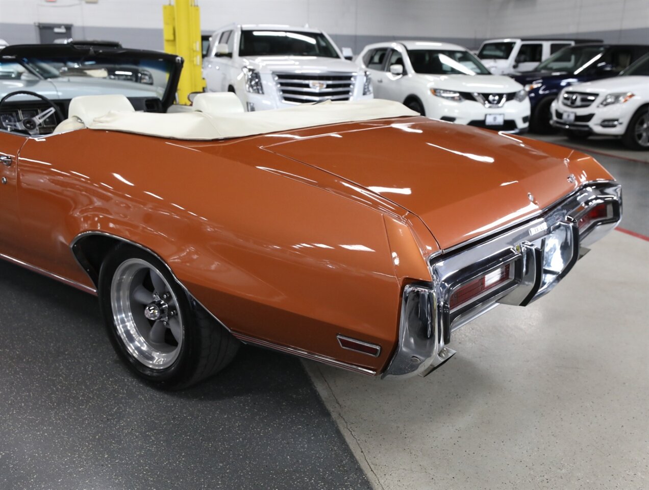 1972 Buick Skylark GS=Tibute Convertible - Photo 23 - Addison, IL 60101