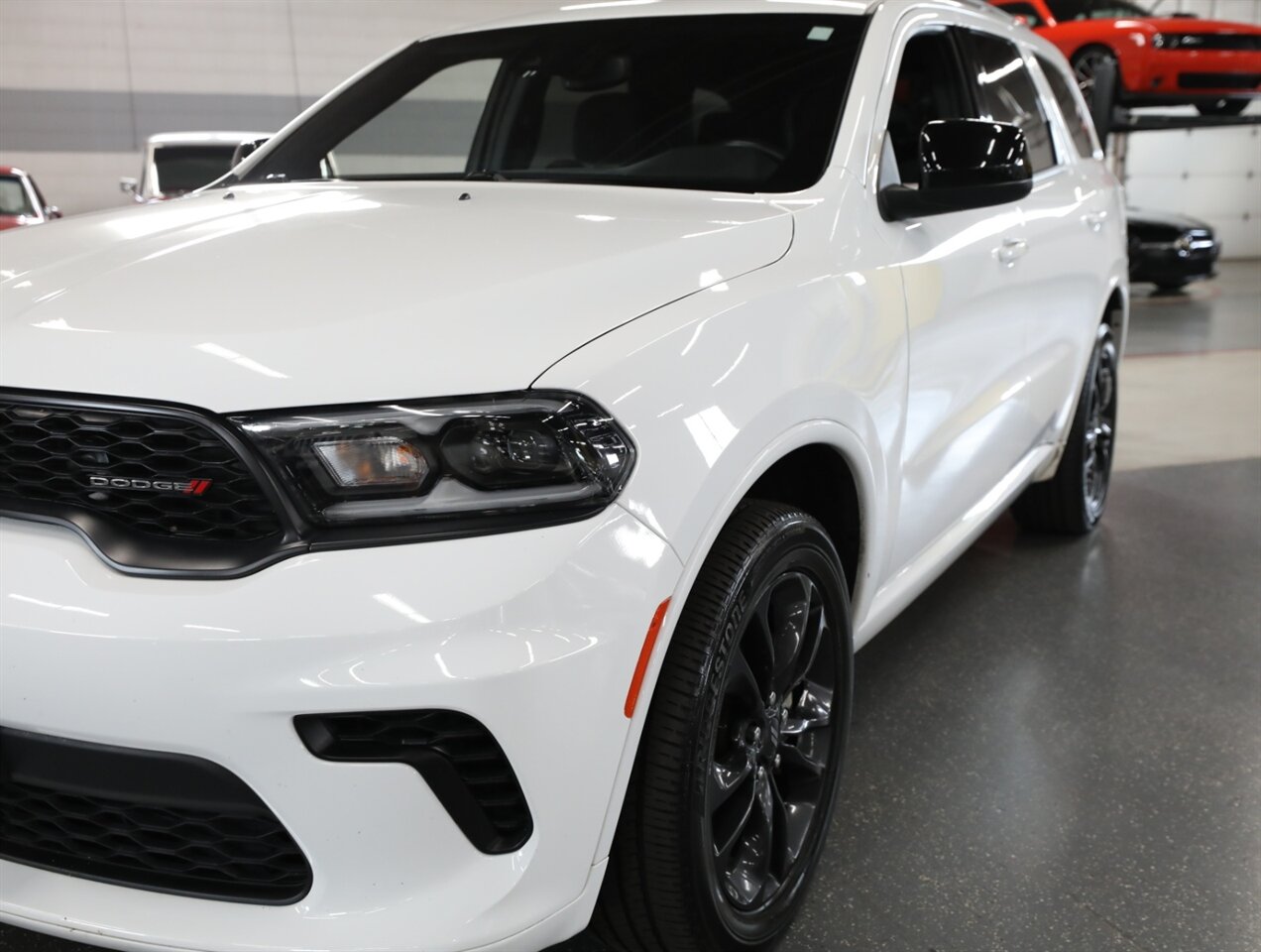 2023 Dodge Durango GT Blacktop AWD - Photo 5 - Addison, IL 60101