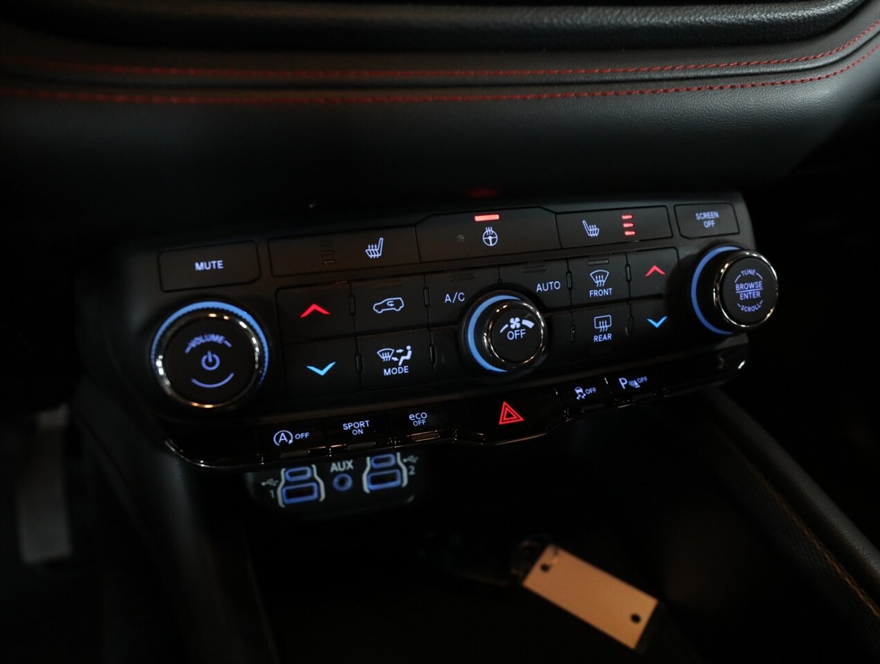 2023 Dodge Durango GT Blacktop AWD - Photo 39 - Addison, IL 60101