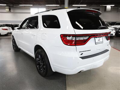 2023 Dodge Durango GT Blacktop AWD - Photo 14 - Addison, IL 60101
