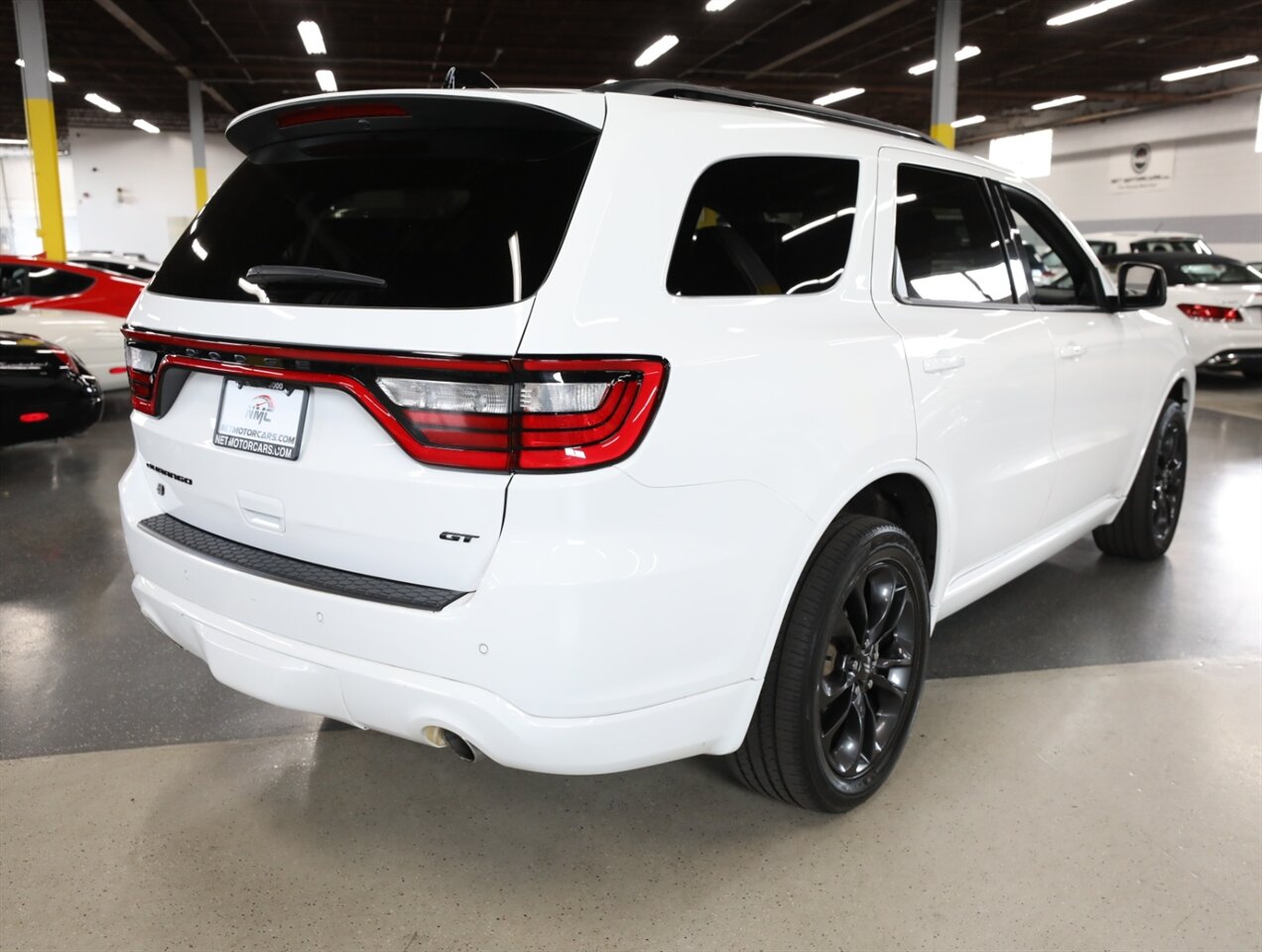 2023 Dodge Durango GT Blacktop AWD - Photo 9 - Addison, IL 60101