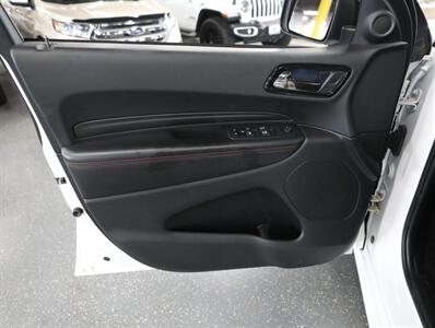 2023 Dodge Durango GT Blacktop AWD - Photo 32 - Addison, IL 60101