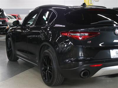 2018 Alfa Romeo Stelvio Ti Sport AWD   - Photo 14 - Addison, IL 60101