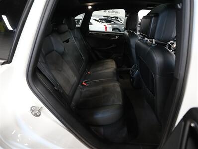 2018 Porsche Macan Sport   - Photo 20 - Addison, IL 60101