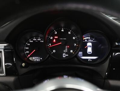 2018 Porsche Macan Sport   - Photo 41 - Addison, IL 60101