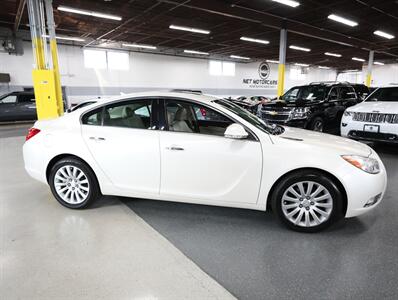 2012 Buick Regal Premium 1   - Photo 8 - Addison, IL 60101