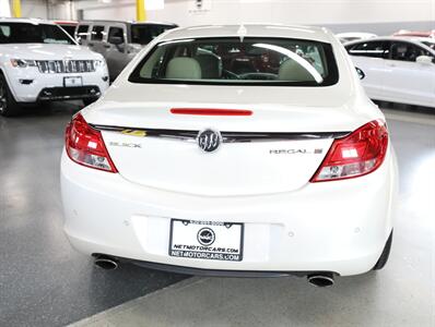 2012 Buick Regal Premium 1   - Photo 10 - Addison, IL 60101