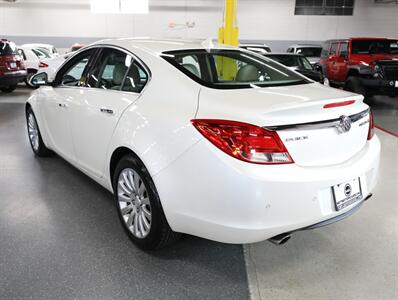 2012 Buick Regal Premium 1   - Photo 13 - Addison, IL 60101
