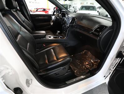 2020 Jeep Grand Cherokee Overland   - Photo 19 - Addison, IL 60101