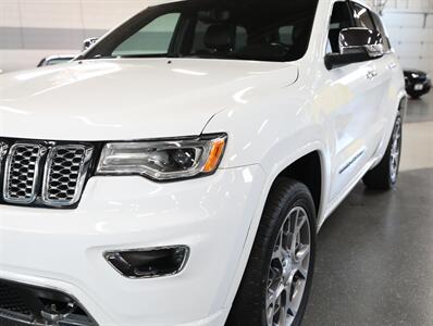 2020 Jeep Grand Cherokee Overland   - Photo 5 - Addison, IL 60101